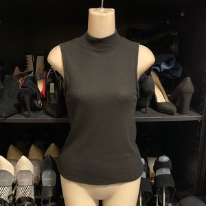 Mock neck Sleeveless Sweater Size Small